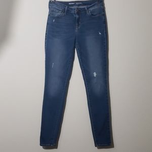 Old Navy mid rise Rockstar jeans size 6L